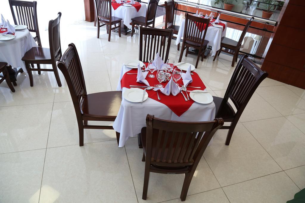 Afarensis International Hotel Addis Ababa Exteriör bild